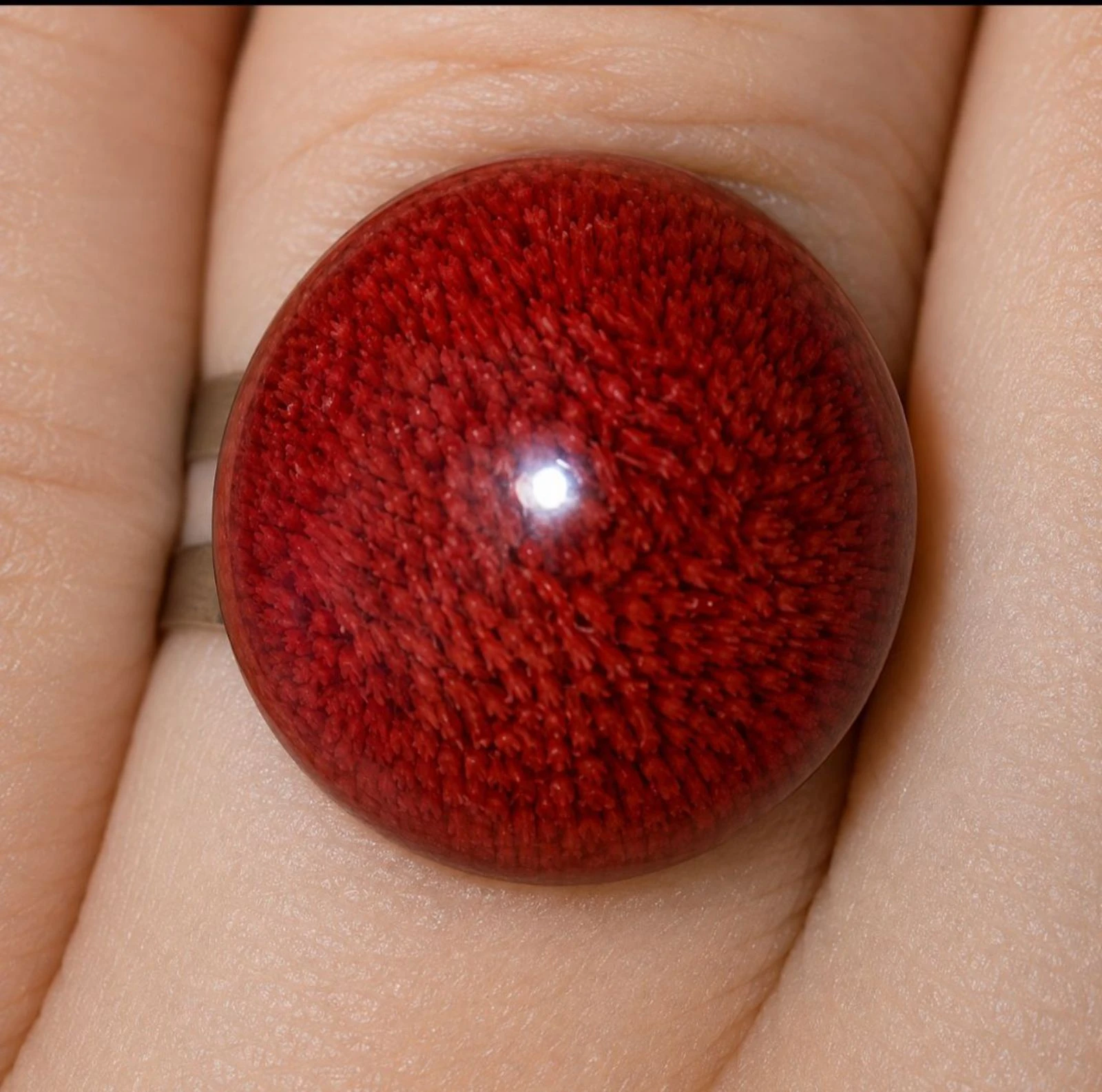 Anillo artesanal rojo pasión 